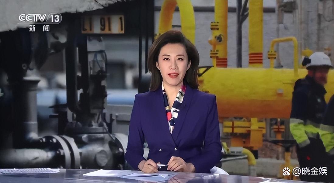 体育新闻女播音员，声音背后的激情与专业